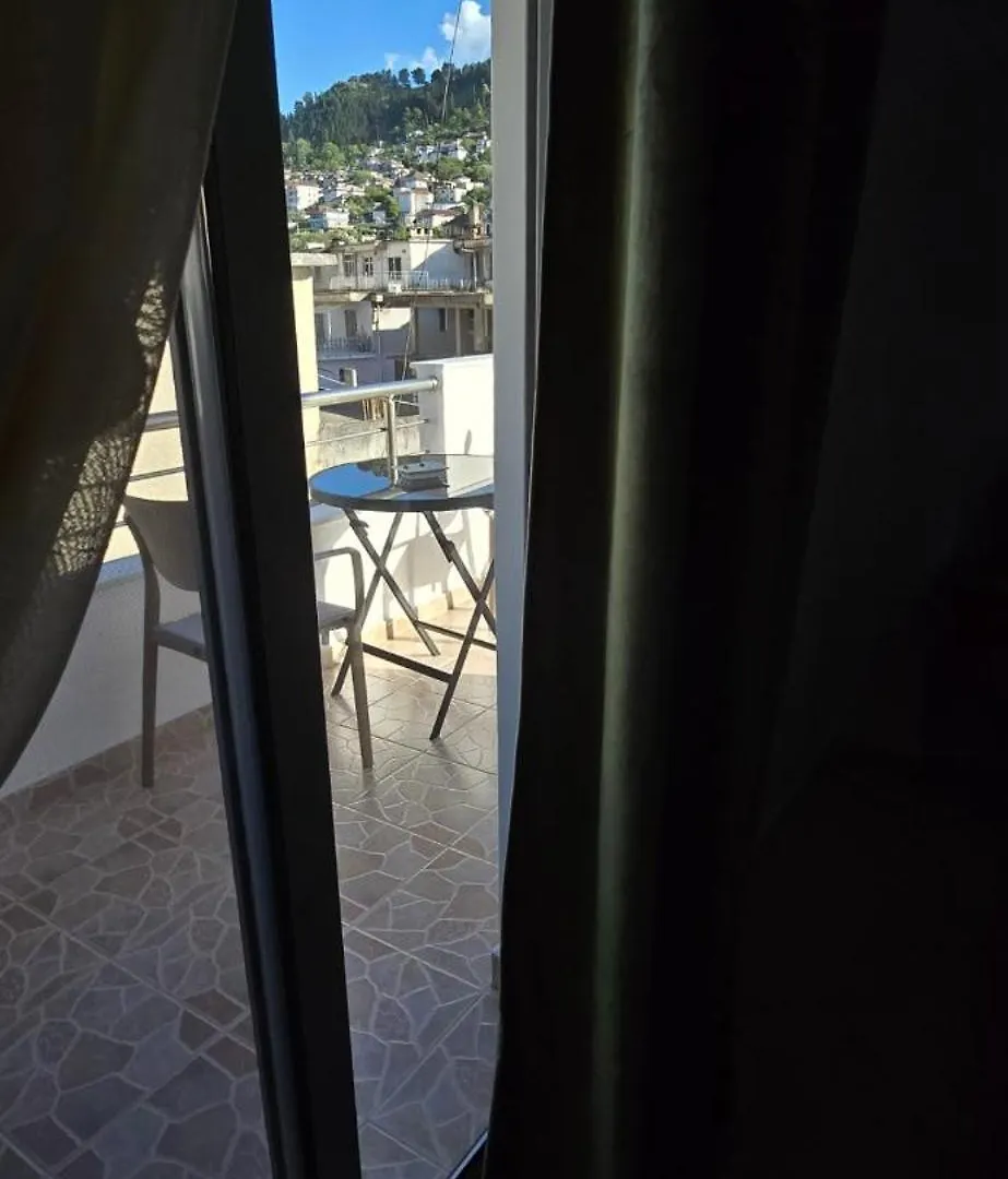 Guesthouse Mecani Gjirokastër Pensión